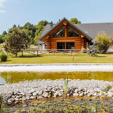Log Garden * Dobrova