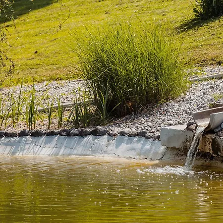 Log Garden Estate * Dobrova