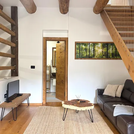 度假居 Log Garden Estate *