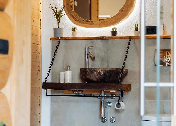 Log Garden Estate Počitniška hiša Dobrova