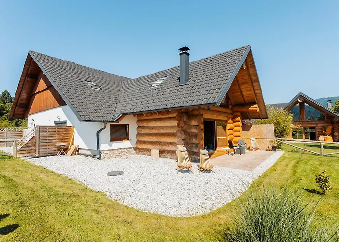 Σπίτι διακοπών Log Garden Estate Dobrova