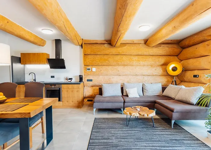 Log Garden Estate Počitniška hiša Dobrova