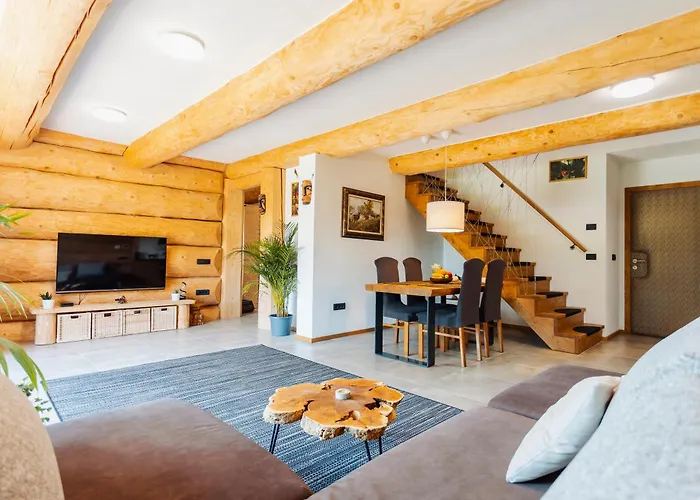 Log Garden Estate * Dobrova