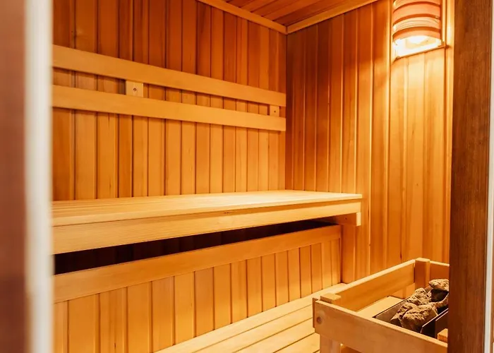 Log Garden Estate Dobrova