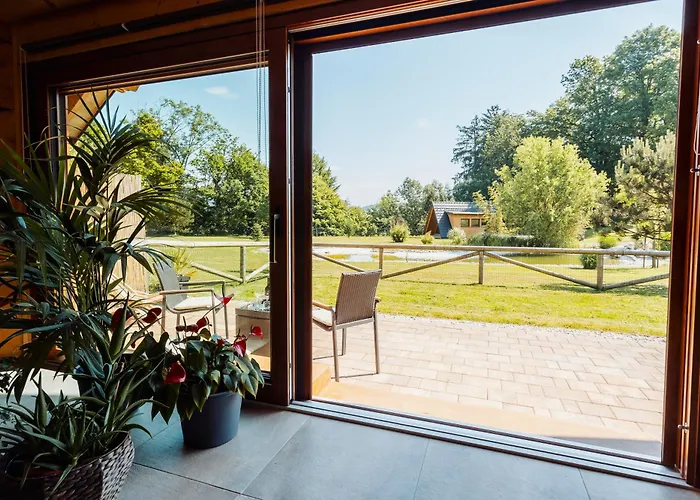 Log Garden Estate * Dobrova